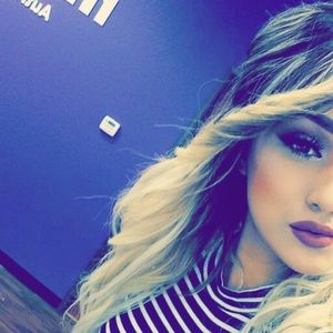 Meet your Posher, Kimberly